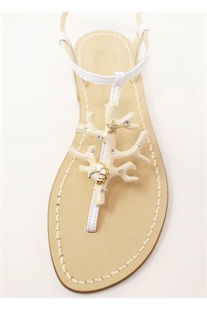 sandali gioiello con corallo beige e madreperla Da Costanzo | 1918CORALLOVACCHETTA